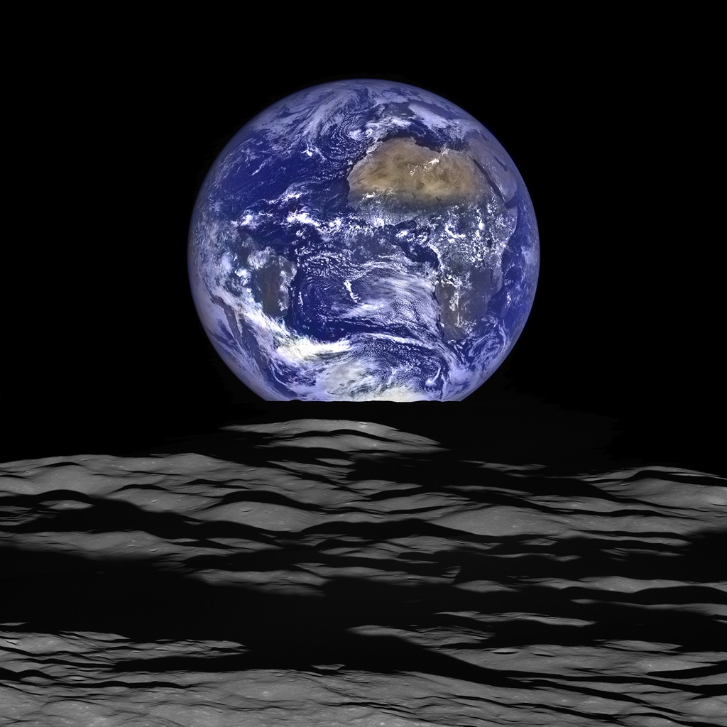 Lunar Reconnaissance Orbiter am 12.X.2015 © 2015 by NASA